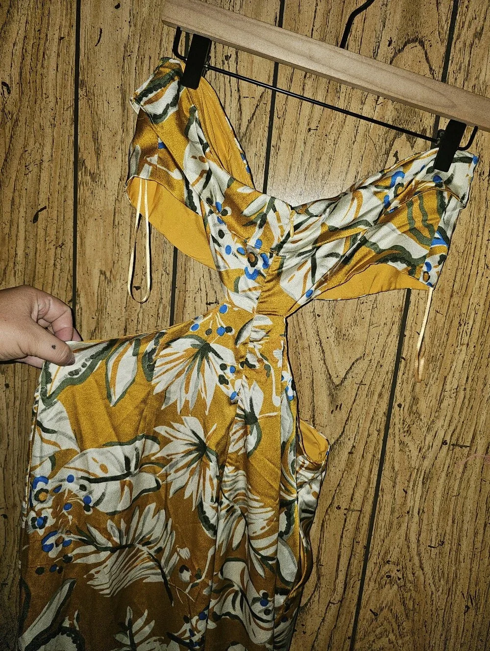 FASHION NOVA Marigold Satin Pack Your Bags Cut Out Strapless Jumpsuit - Large - Picture 6 of 12